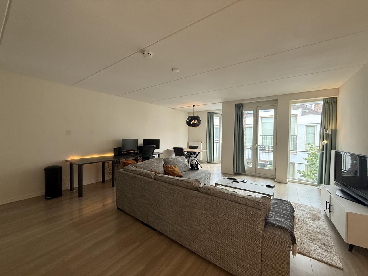 Appartement met balkon in hartje Den Haag - Afbeelding 11