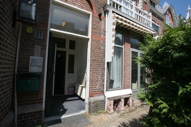Furnished Apartment with Garden in Duinoord - Image 2