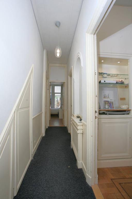 Furnished Apartment with Garden in Duinoord - Image 5