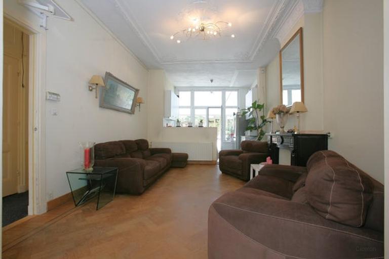 Furnished Apartment with Garden in Duinoord - Image 12