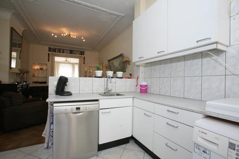 Furnished Apartment with Garden in Duinoord - Image 17