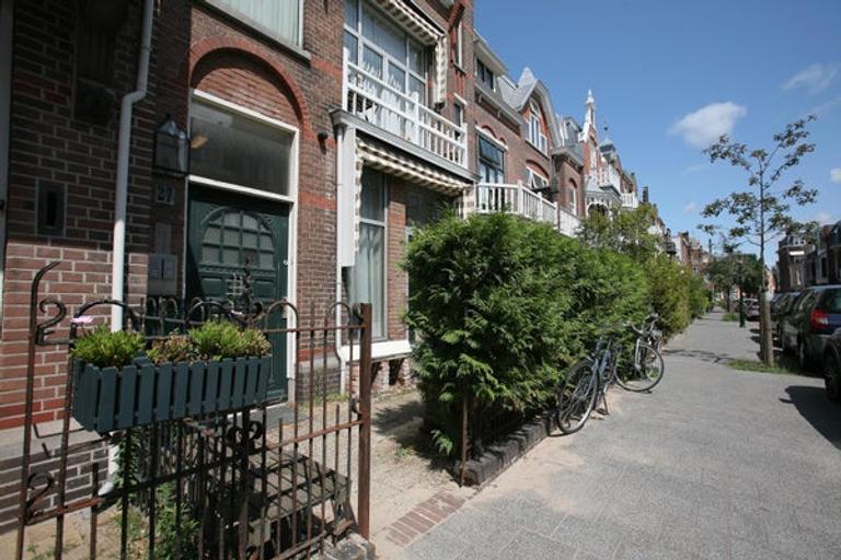 Furnished Apartment with Garden in Duinoord - Image 34