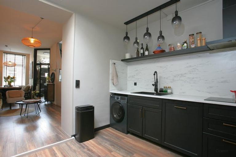 Furnished 2-bedroom apartment with balcony - Image 12