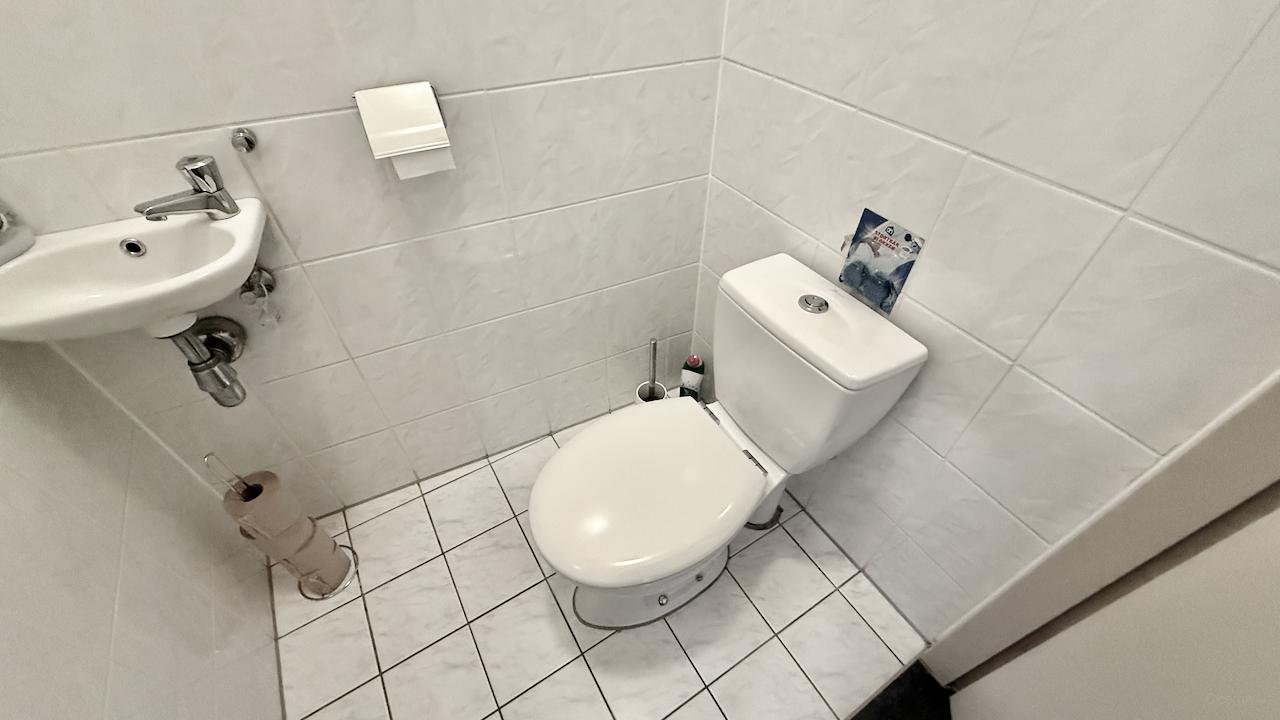 Furnished 2-Bedroom Apartment in Amicitia - Image 19