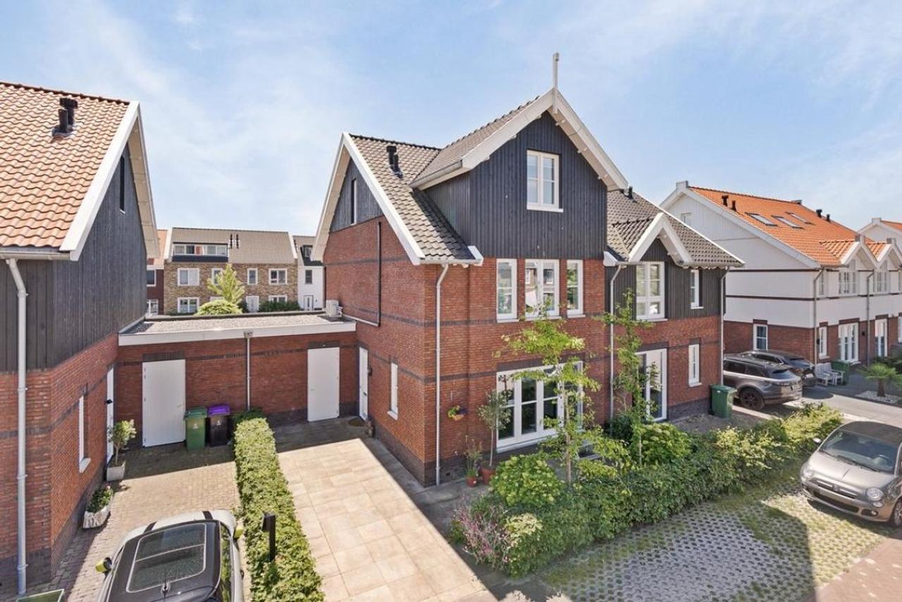 Huis aan het water met 4 slaapkamers - Afbeelding 12
