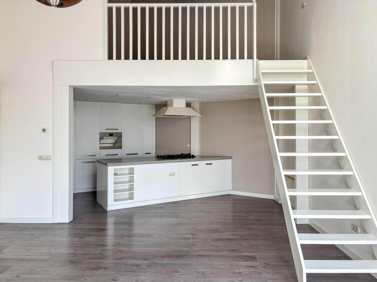 113 m² Apartment with Mezzanine in Beierlust - Image 3