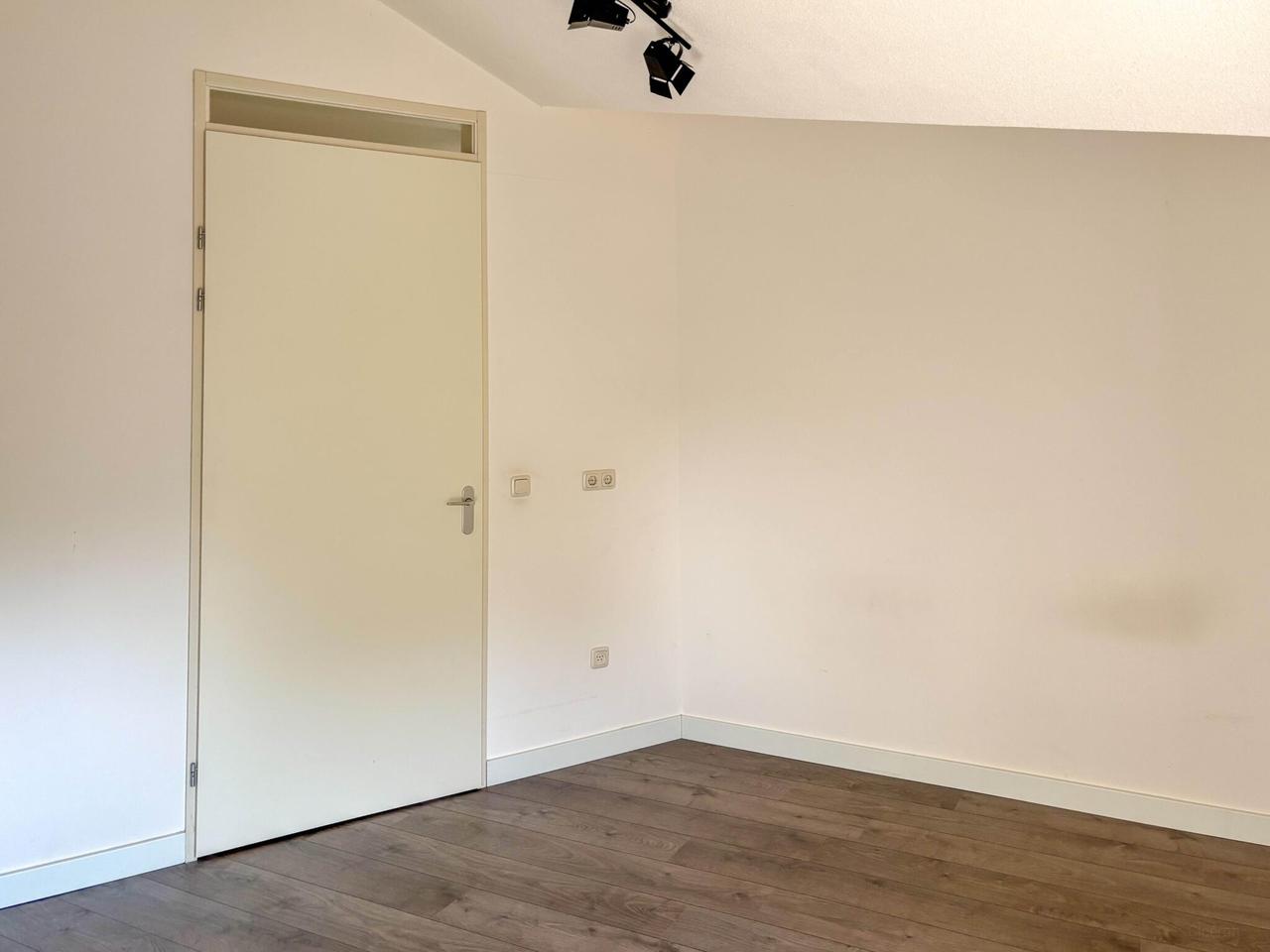 113 m² Apartment with Mezzanine in Beierlust - Image 28
