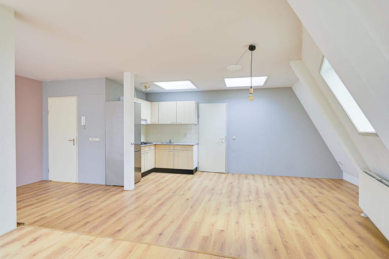 124 m2 Apartment with 3 Bedrooms - Image 3