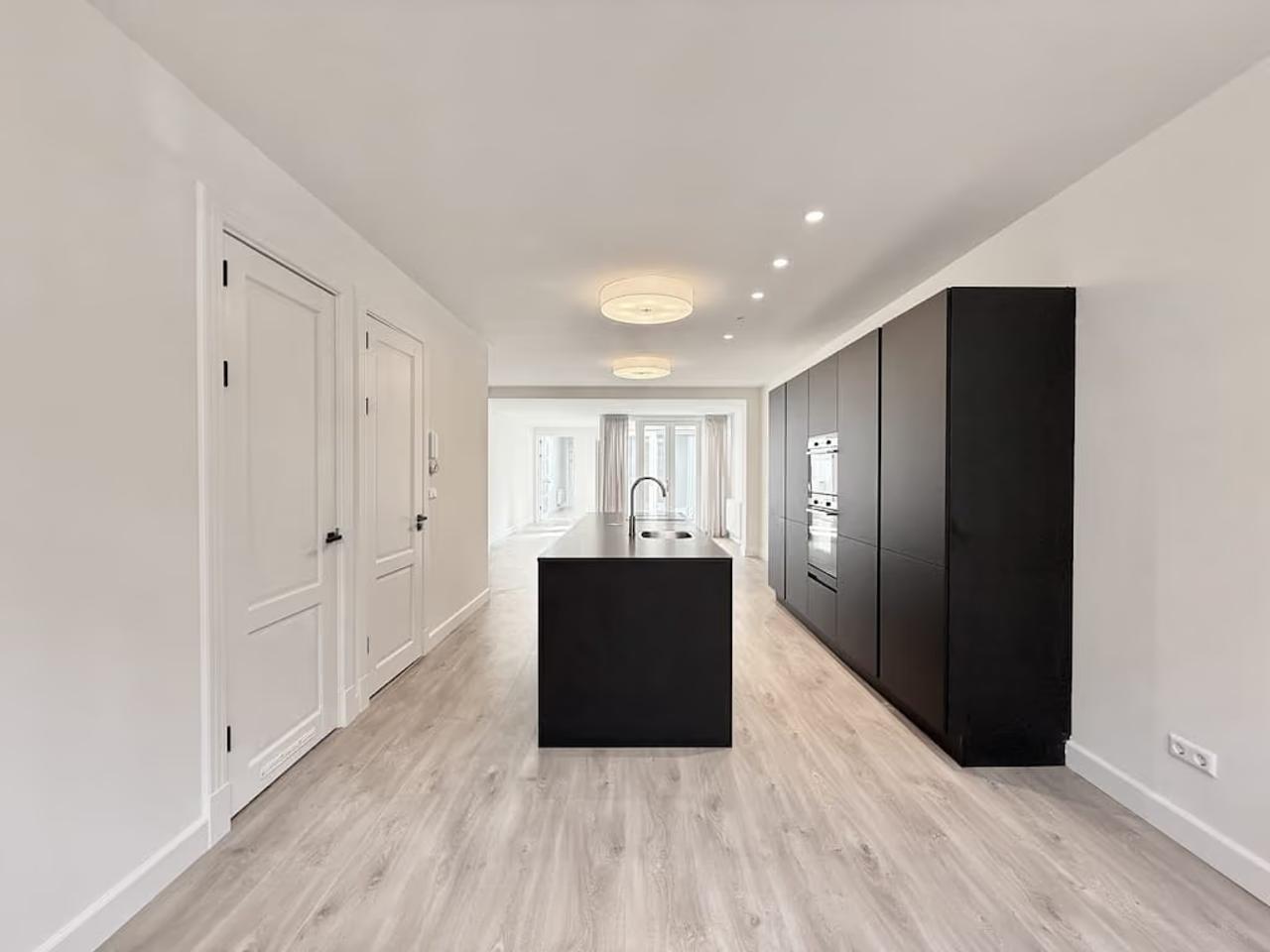 109 m² wonen met terras in Amsterdam-West - Afbeelding 1