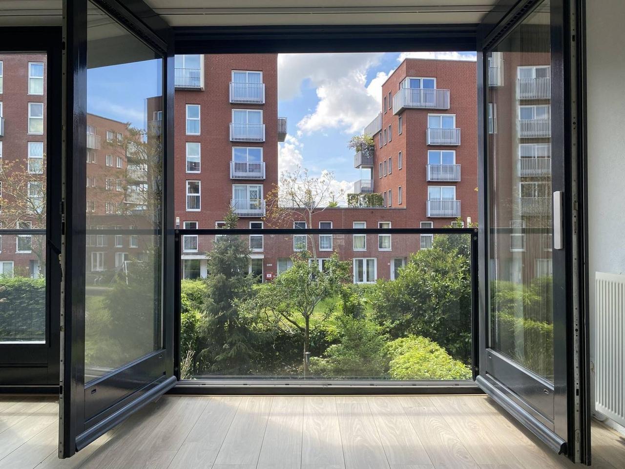4-room apartment with elevator in Parkhaven - Image 3
