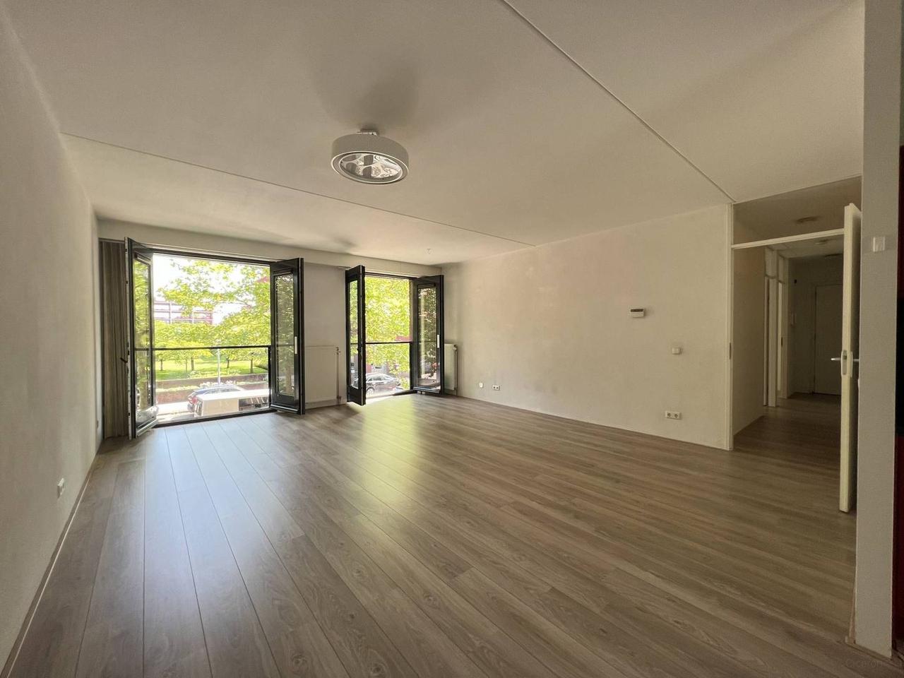 4-room apartment with elevator in Parkhaven - Image 7