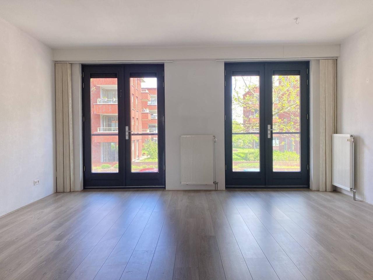 4-room apartment with elevator in Parkhaven - Image 10