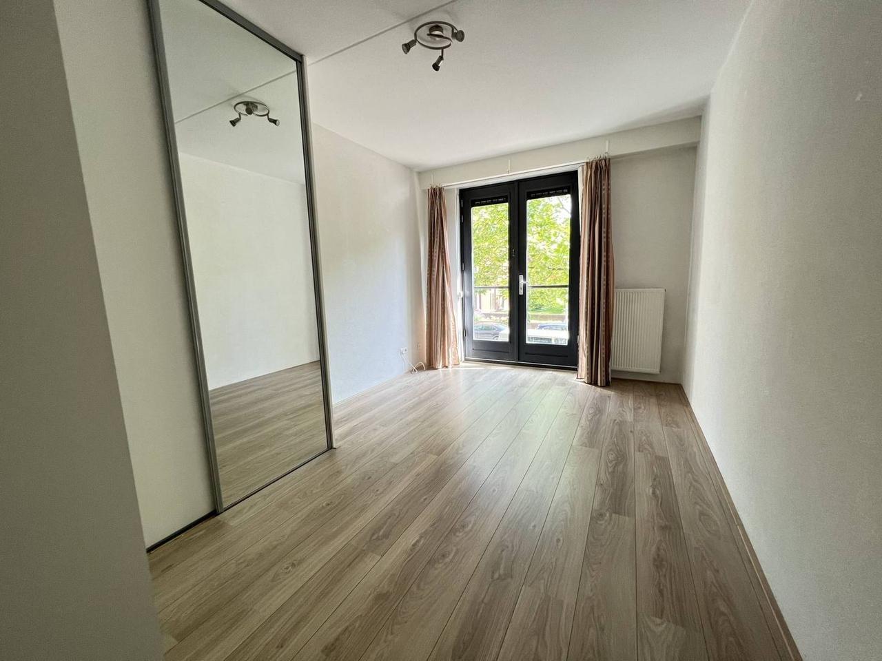 4-room apartment with elevator in Parkhaven - Image 24