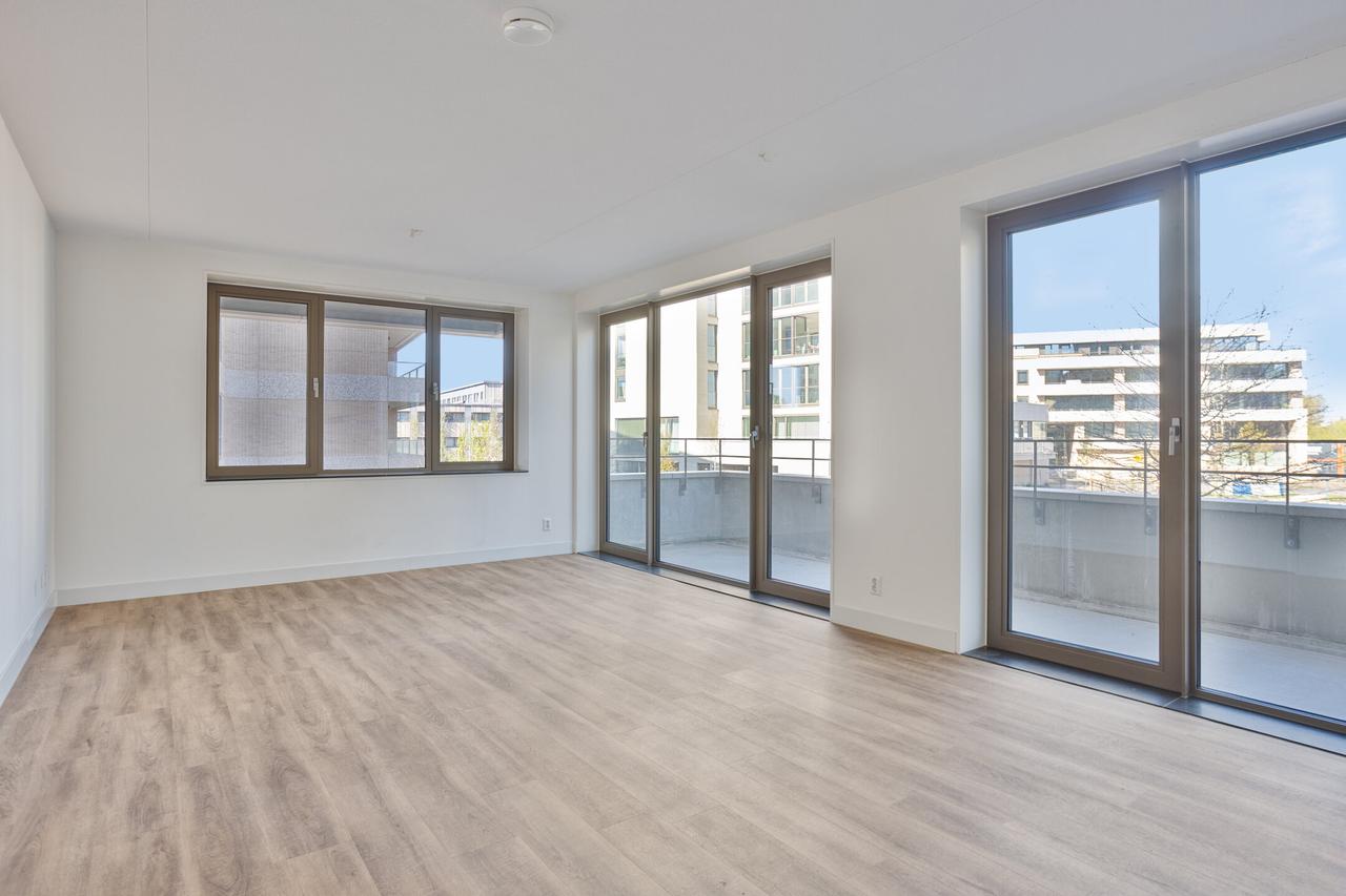 Licht 4-kamerappartement met groot balkon - Afbeelding 4