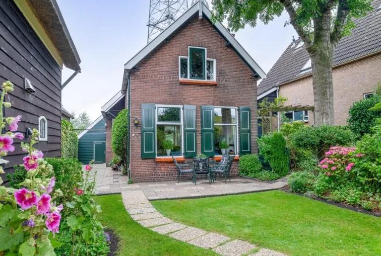 Huis in Centrum Zevenbergen voor €1050 - Afbeelding 22