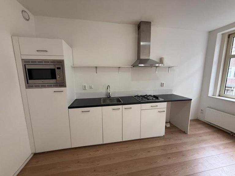 2-slaapkamerappartement met balkon in West - Afbeelding 5