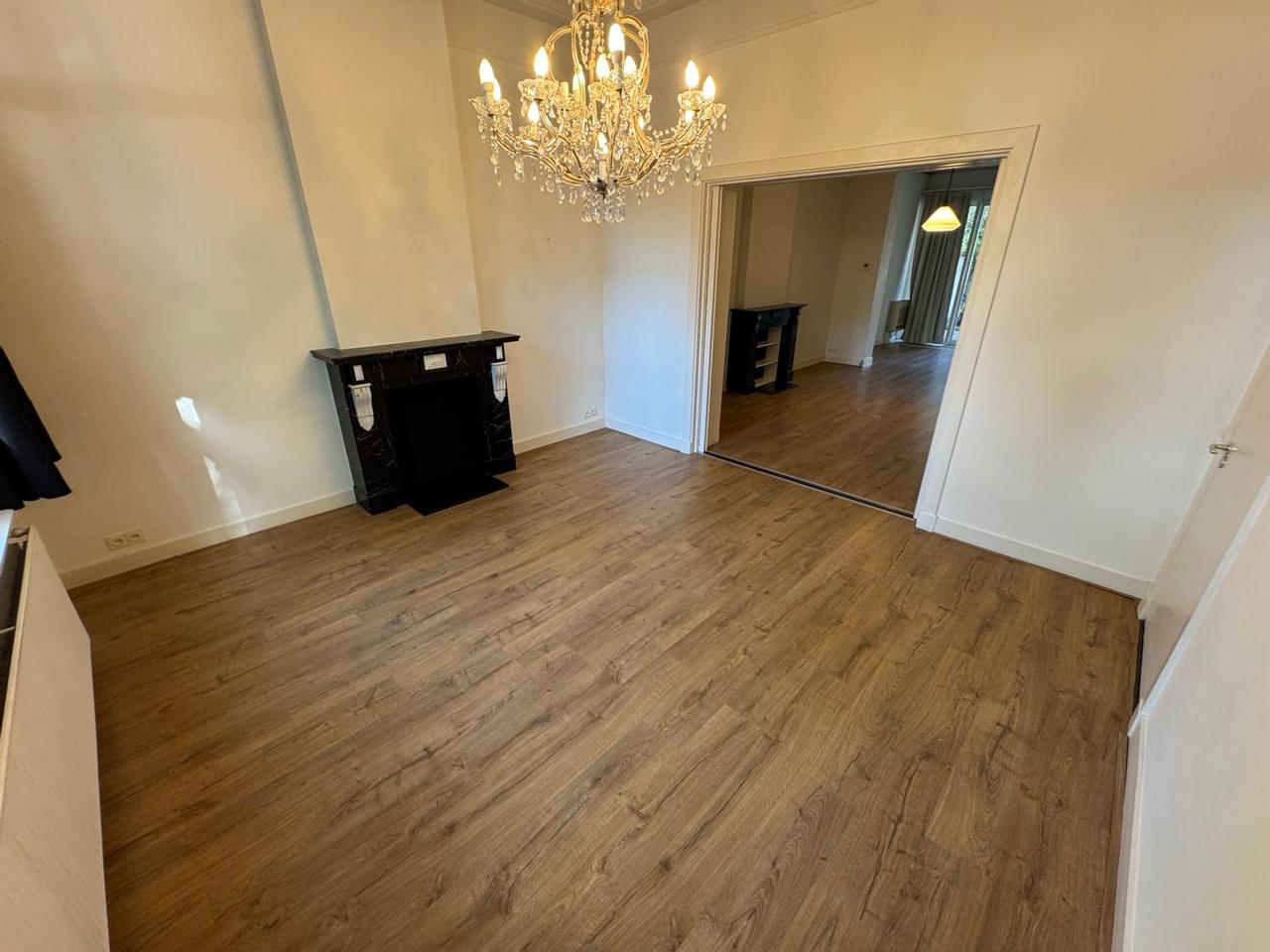 Ground Floor Apartment with Garden - Image 3