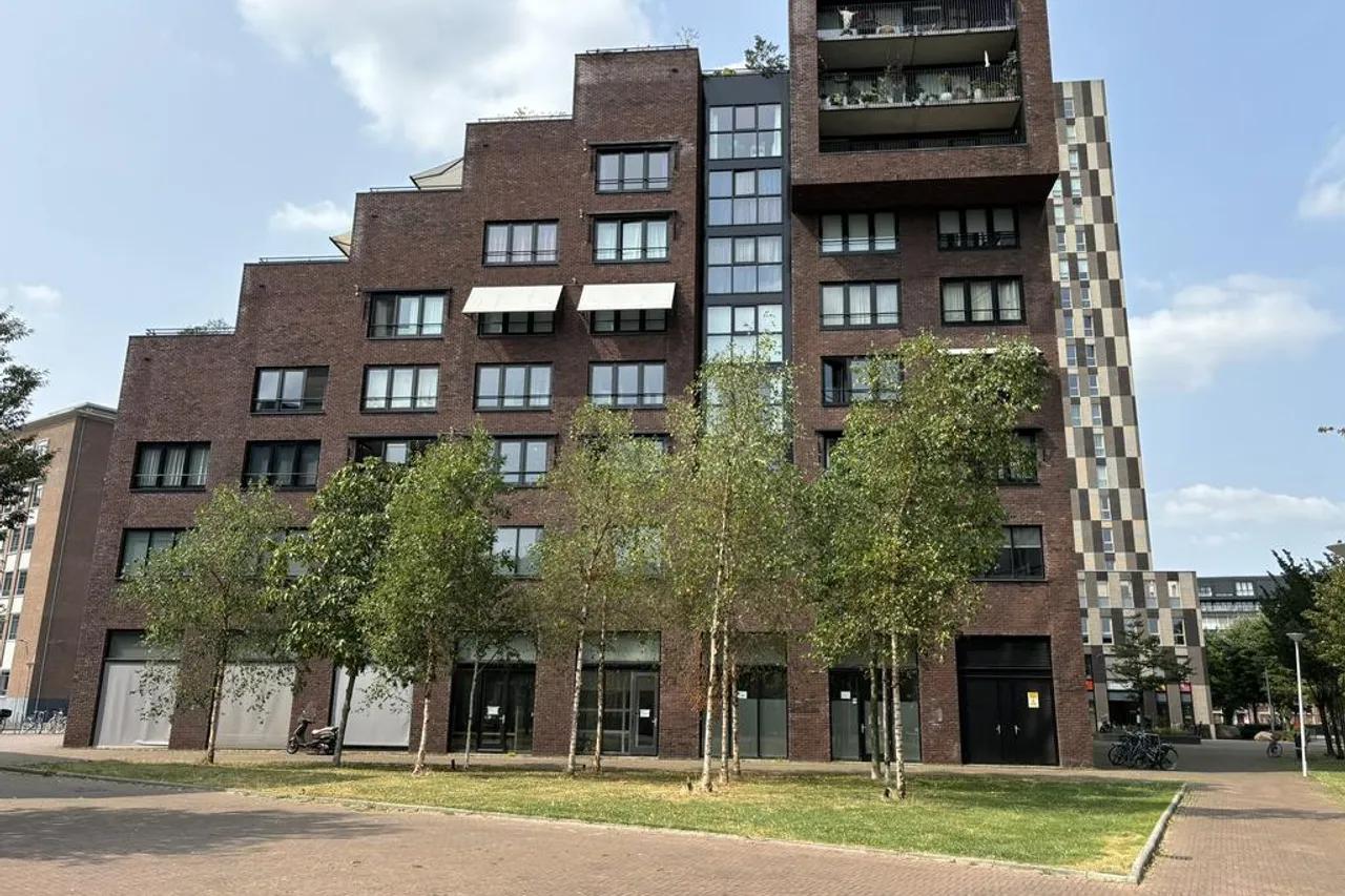 Gemeubileerd 2-kamerappartement op Müllerpier - Afbeelding 1
