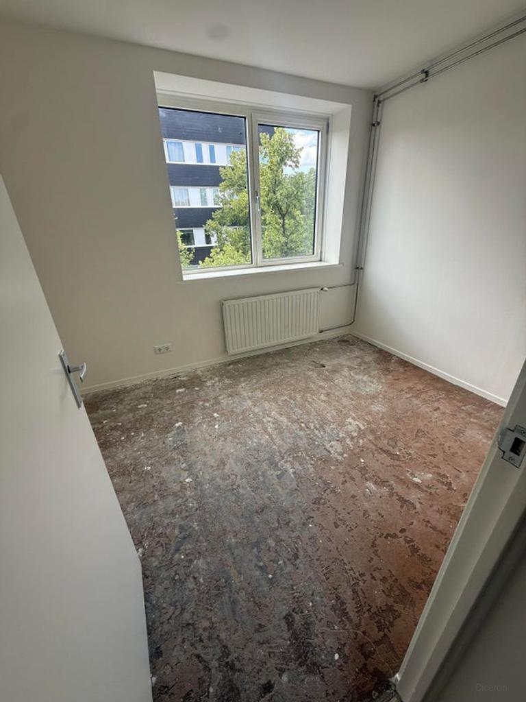 3-Room Apartment near Lelylaan - Image 3
