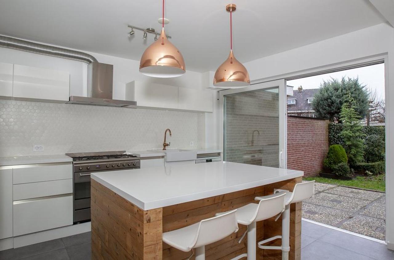 Family Home with Sunny Garden near ASH, Wassenaar - Image 10