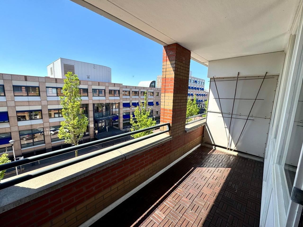 Licht 3-kamerappartement met zonnig balkon - Afbeelding 27