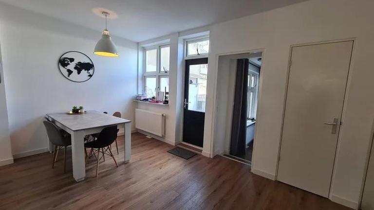 Apartment with Large Roof Terrace in Groningen - Image 5