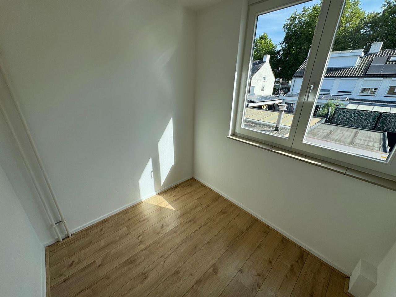 Room with Garden in Belfort - Image 6
