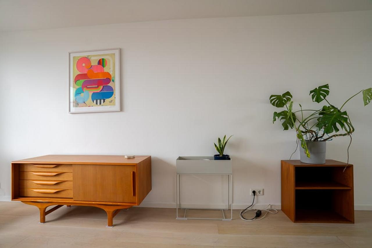 Living on the 10th Floor in the Heart of De Pijp - Image 7
