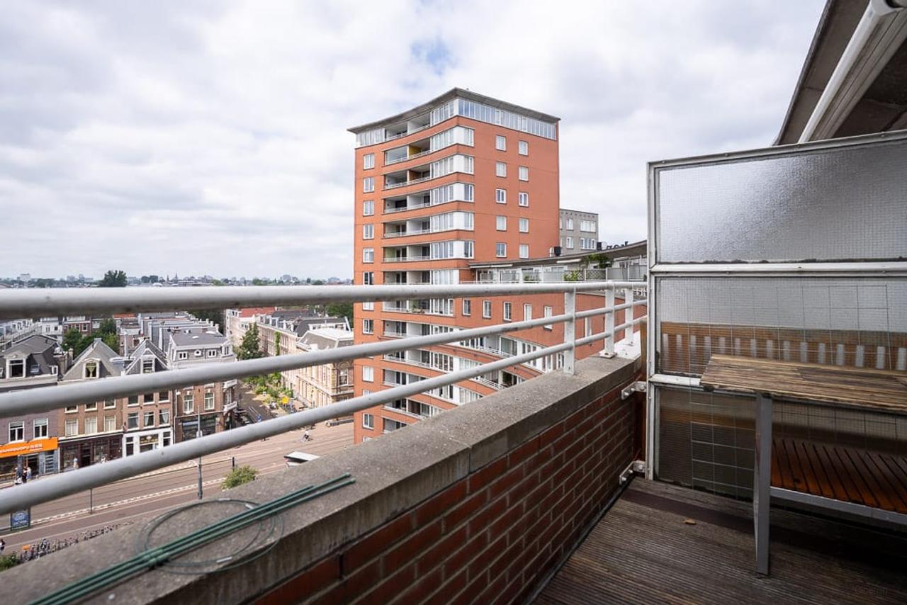 Living on the 10th Floor in the Heart of De Pijp - Image 9