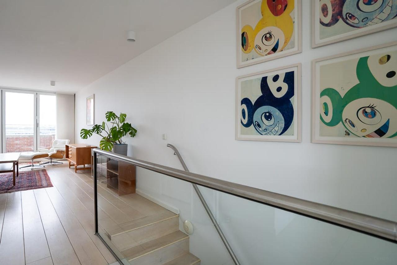 Living on the 10th Floor in the Heart of De Pijp - Image 33