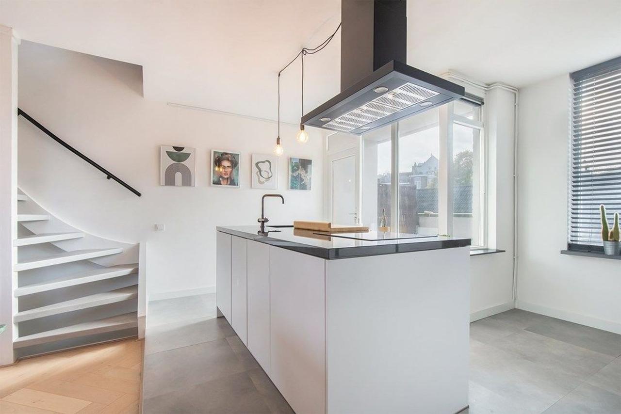Furnished Terraced House with 2 Bedrooms - Image 6