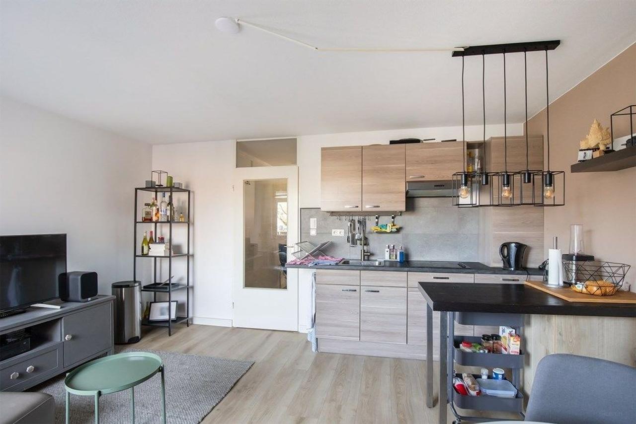 Furnished Terraced House with 2 Bedrooms - Image 18