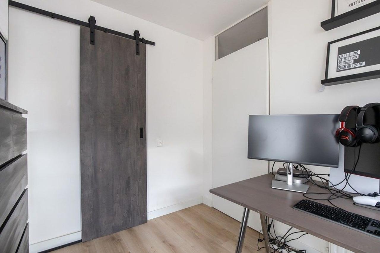 Furnished Terraced House with 2 Bedrooms - Image 21