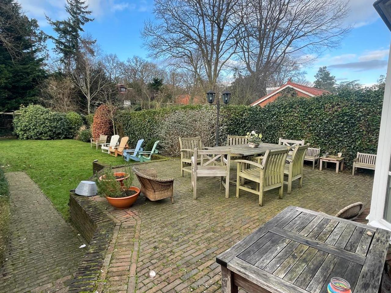 Halfvrijstaande villa met 5 slaapkamers - Afbeelding 7