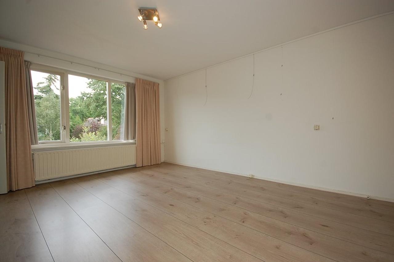 Halfvrijstaande villa met 5 slaapkamers - Afbeelding 24