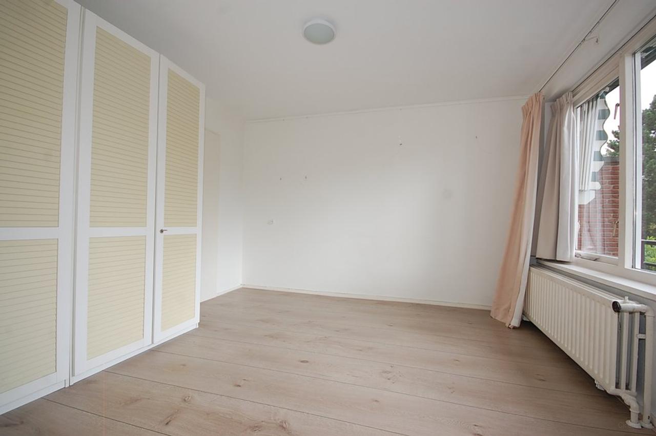 Halfvrijstaande villa met 5 slaapkamers - Afbeelding 28