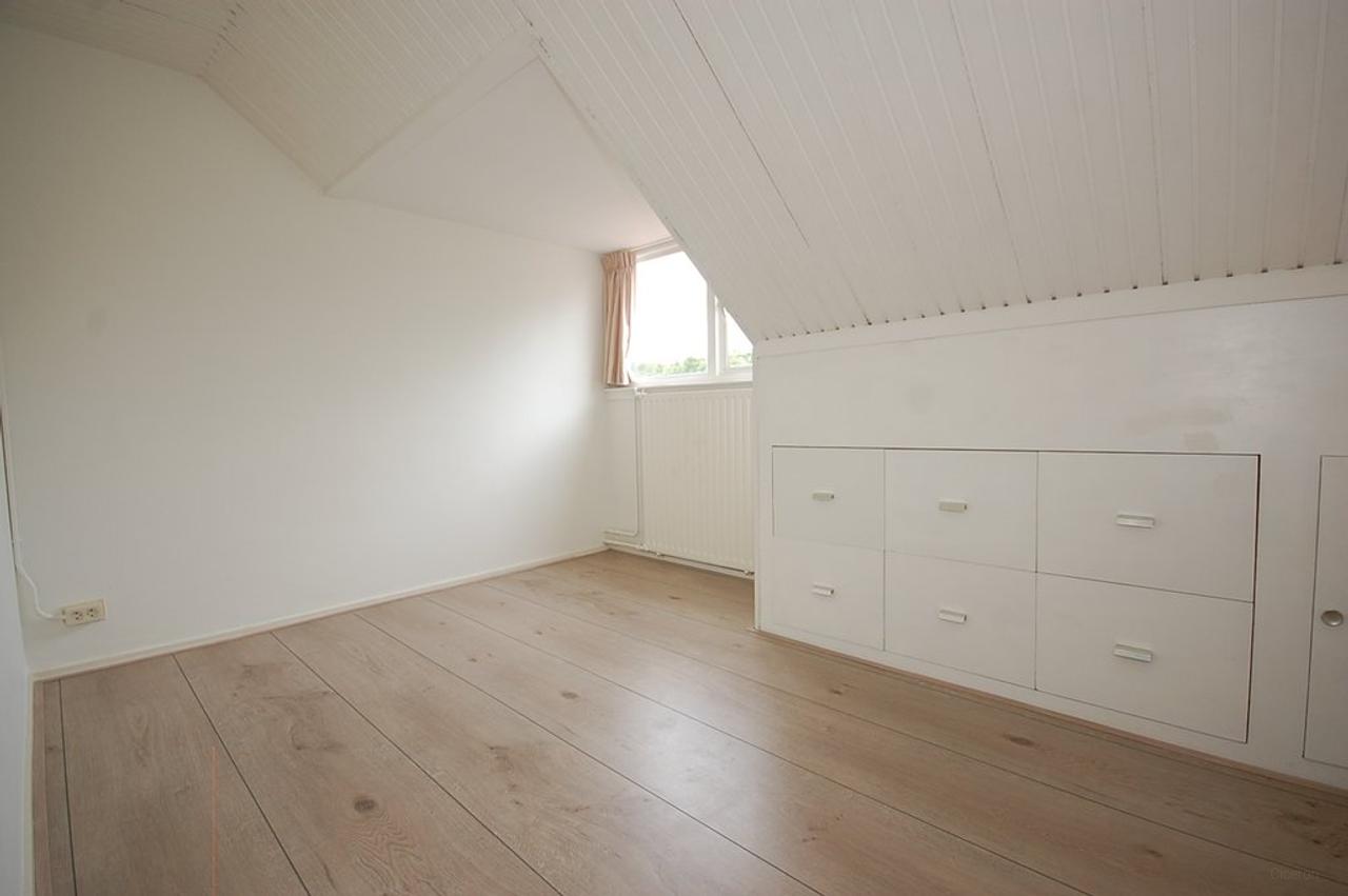 Halfvrijstaande villa met 5 slaapkamers - Afbeelding 29