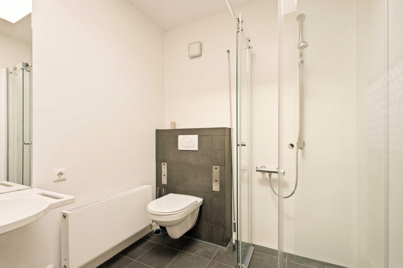 Apartment in Haarlemmerbuurt available immediately - Image 20