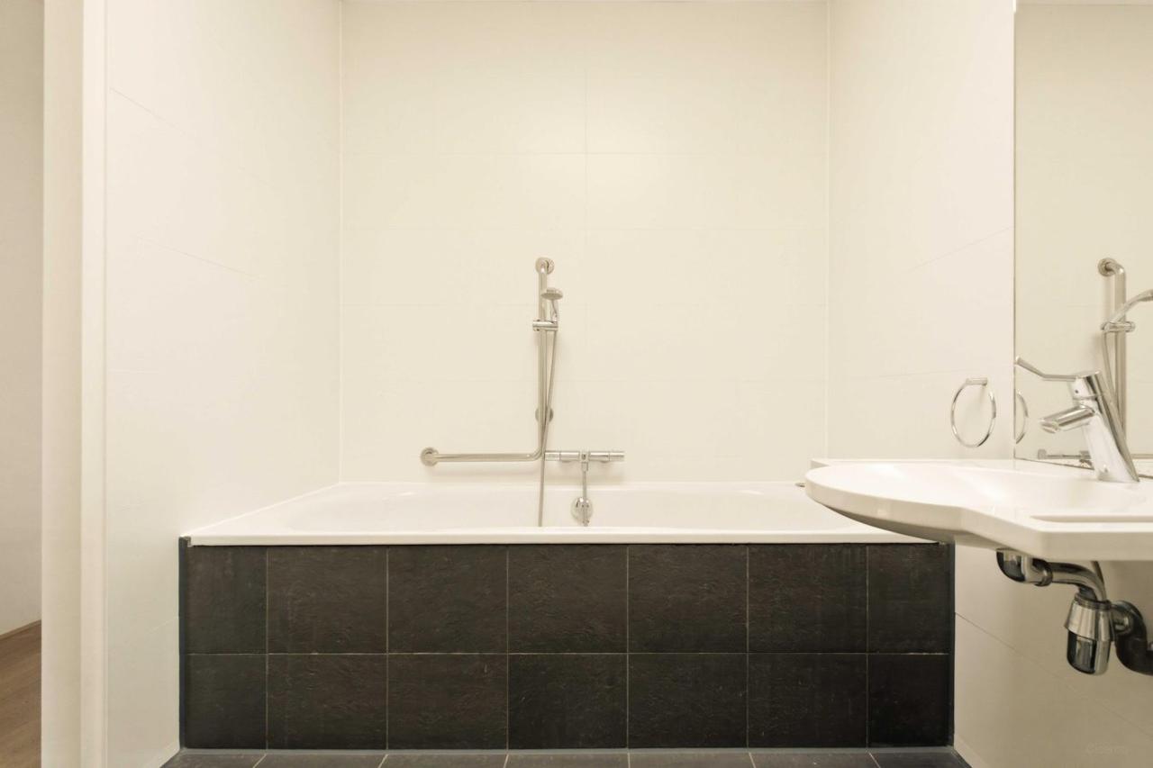 Apartment in Haarlemmerbuurt available immediately - Image 21