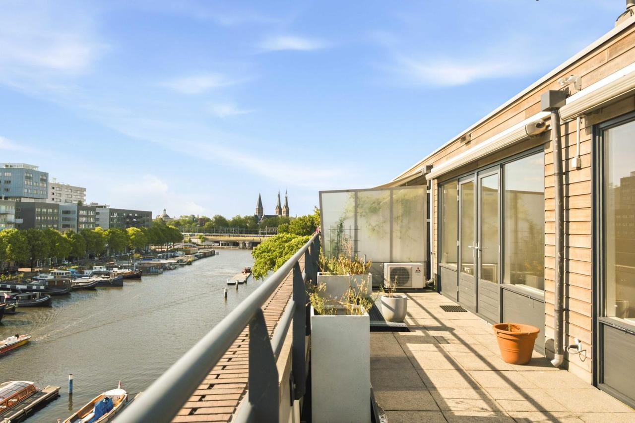 Apartment in Haarlemmerbuurt available immediately - Image 32