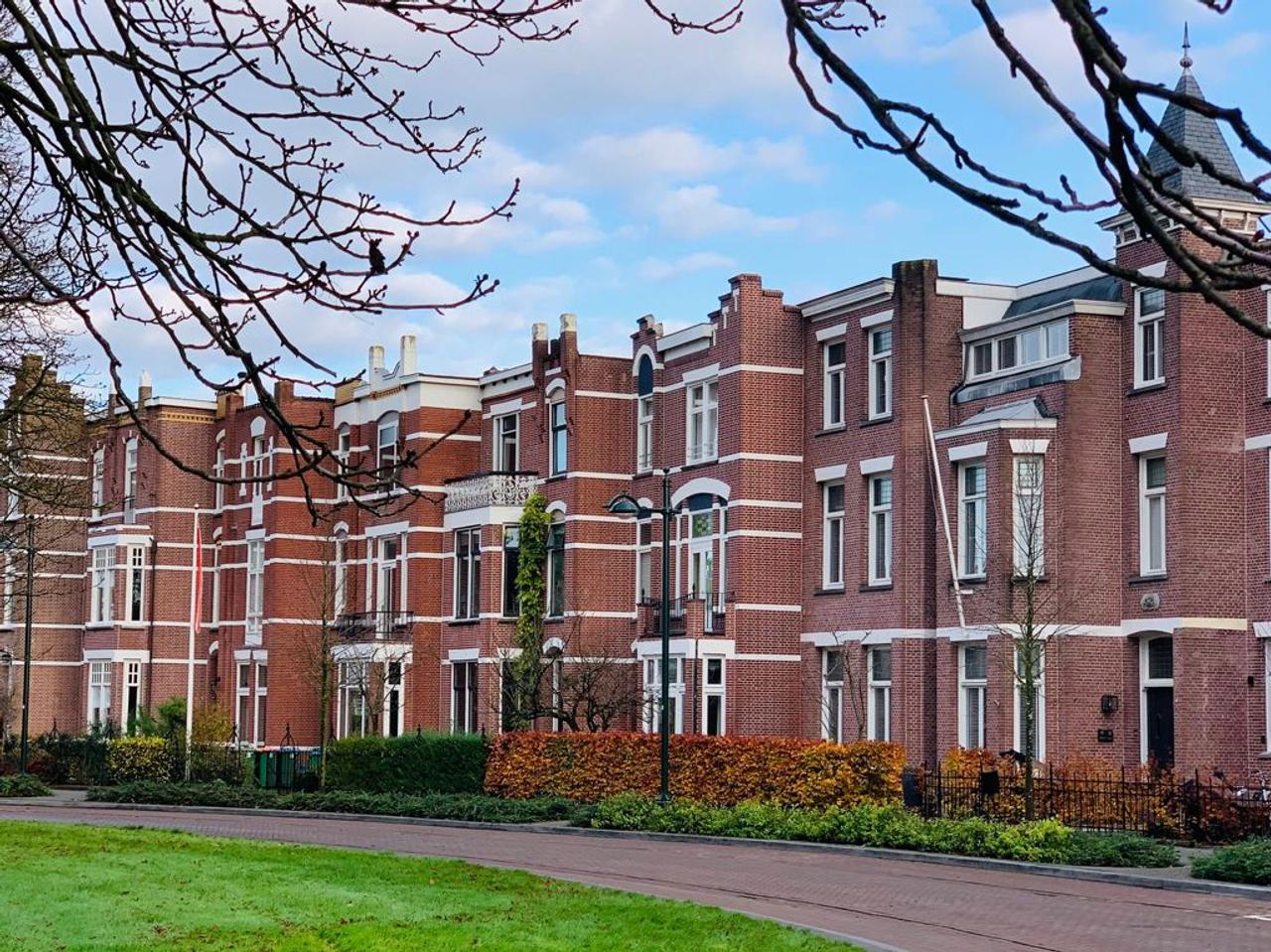 Gemeubileerde herenwoning van 275m² in Zandberg - Afbeelding 1