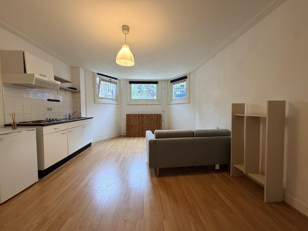Lichte studio van 22 m² bij Utrecht Centraal - Afbeelding 3