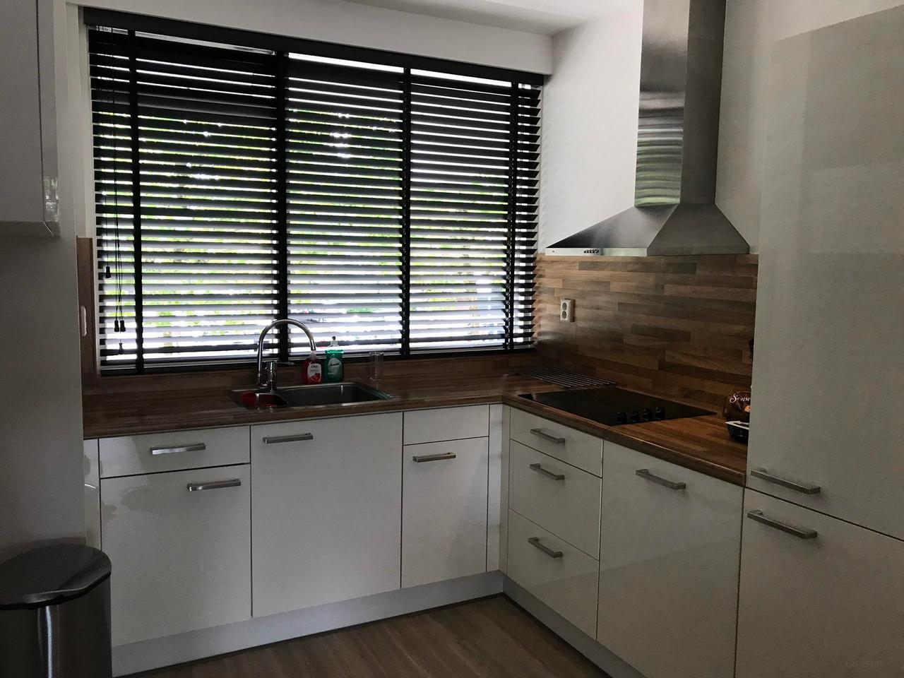 Gemeubileerd 3-kamerappartement met balkon - Afbeelding 8