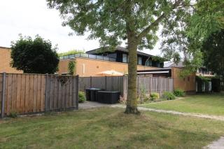Furnished Home with Roof Terrace and Air Conditioning - Image 2