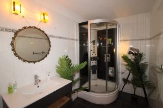 Furnished Home with Roof Terrace and Air Conditioning - Image 21
