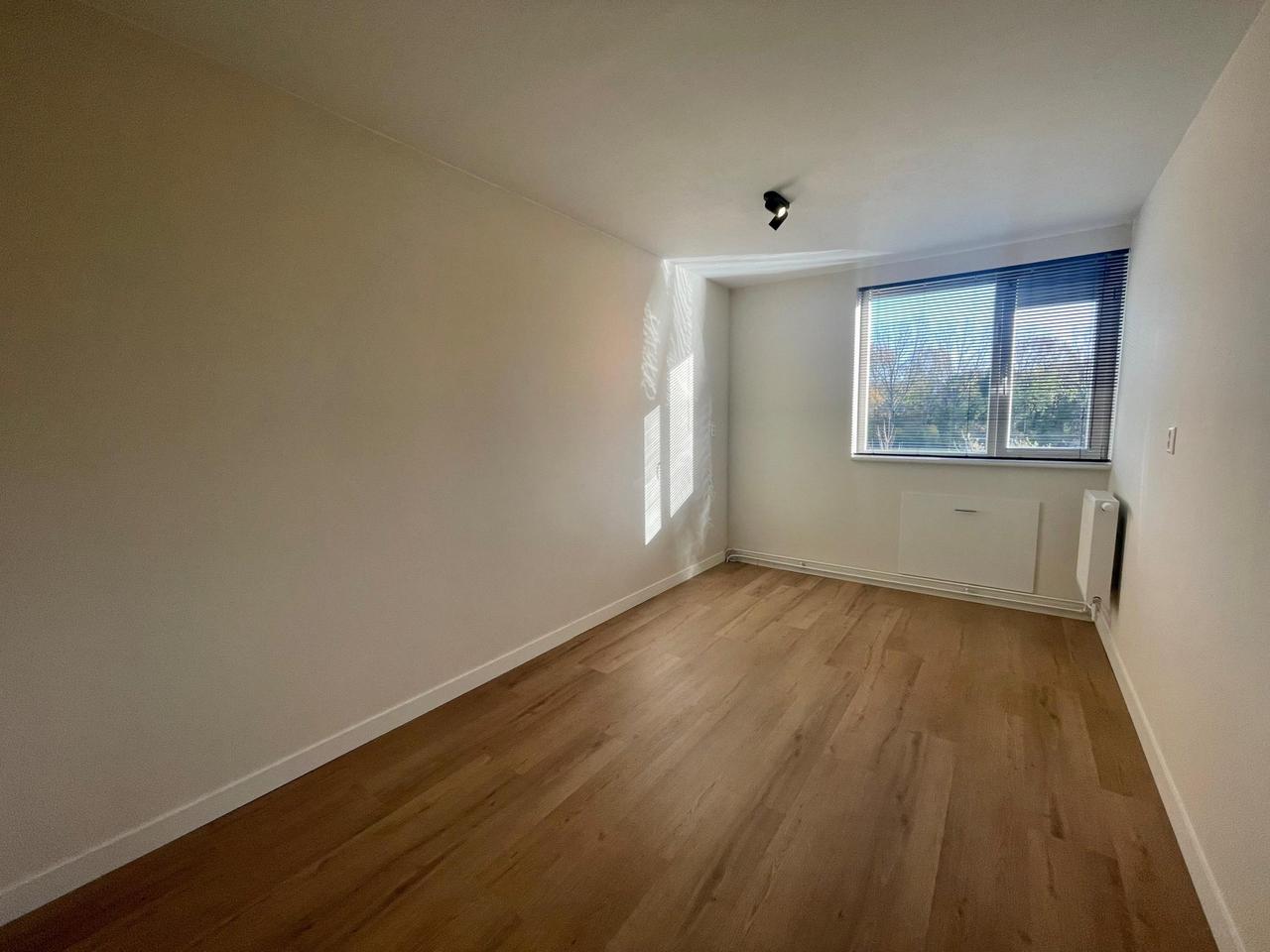 4-kamer maisonnette met zonnig balkon - Afbeelding 12