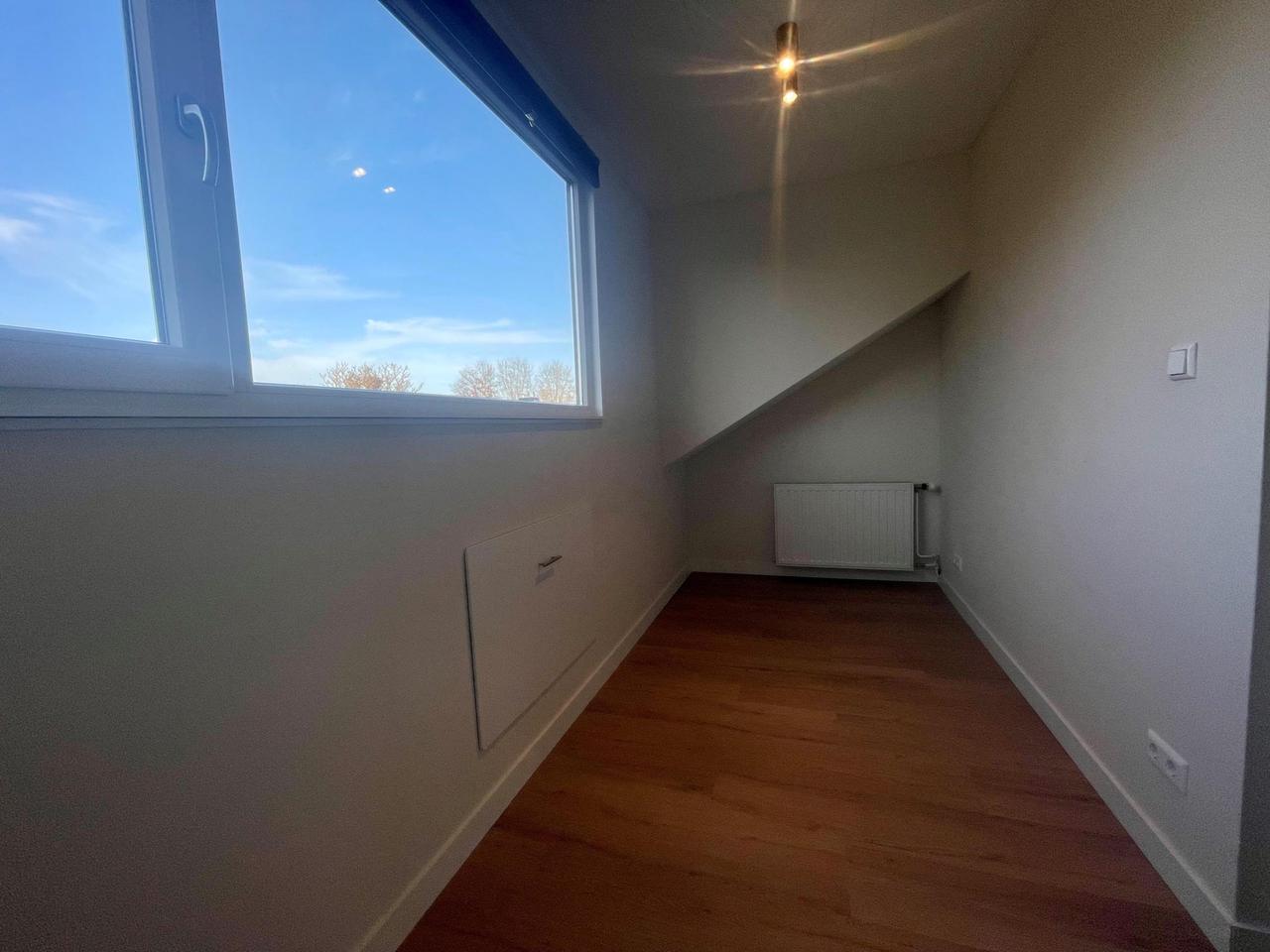 4-kamer maisonnette met zonnig balkon - Afbeelding 16