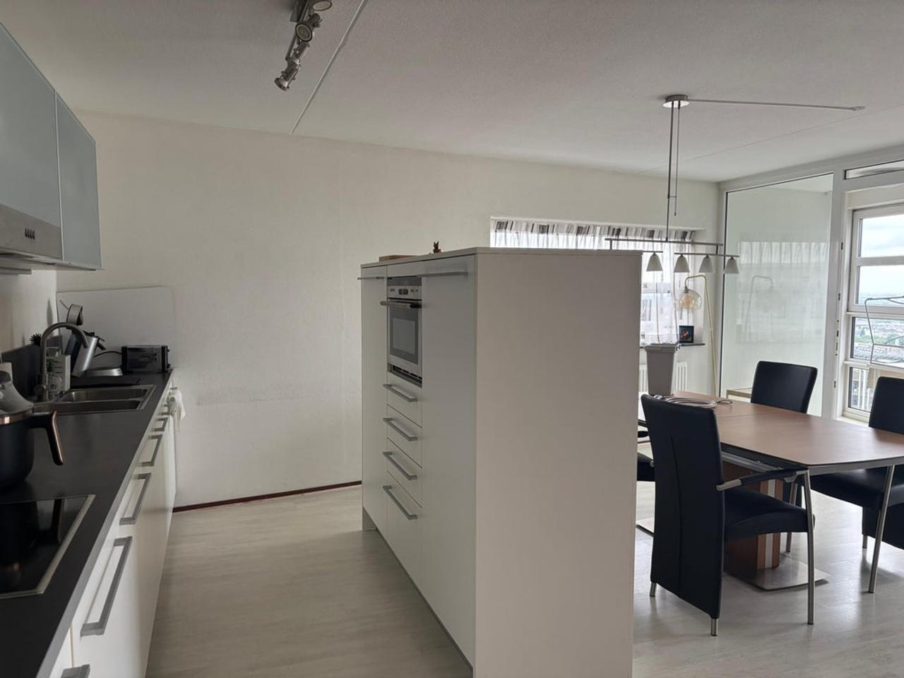 Wonen op de 32e verdieping in Stadsdriehoek - Afbeelding 5