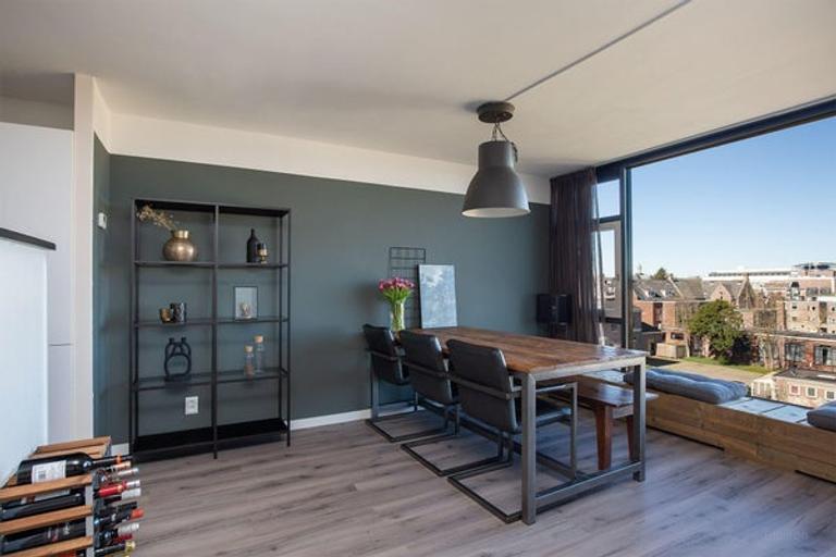 Bovenste etage met balkon aan het kanaal - Afbeelding 3