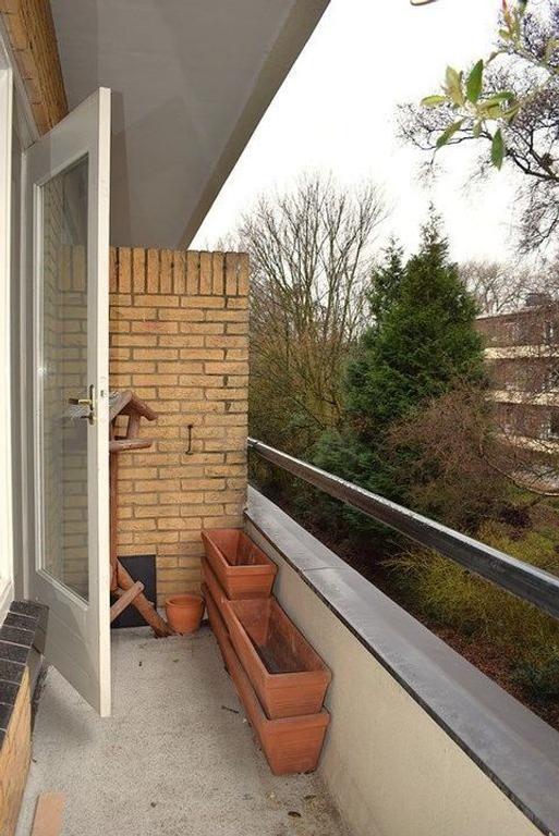 Bright 2-bedroom apartment with 2 balconies - Image 15